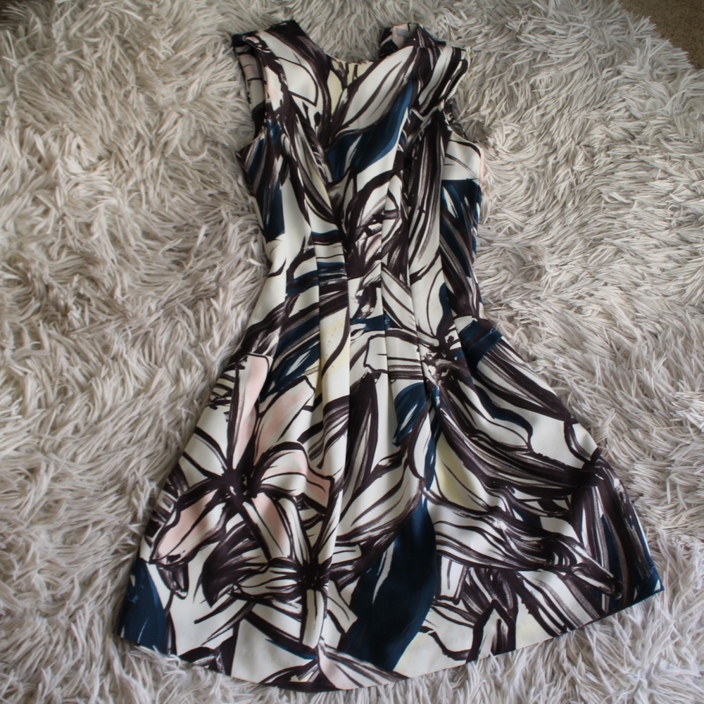 H&M Summer Pleated Multi Color Dress in Size 2